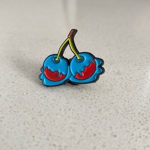 🍒 NWOT Cherry pin